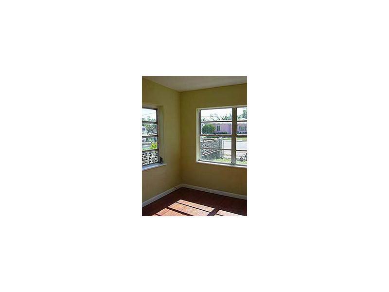See details / 0 1765 sq. ft. $ 2021-01-20 0 Photo