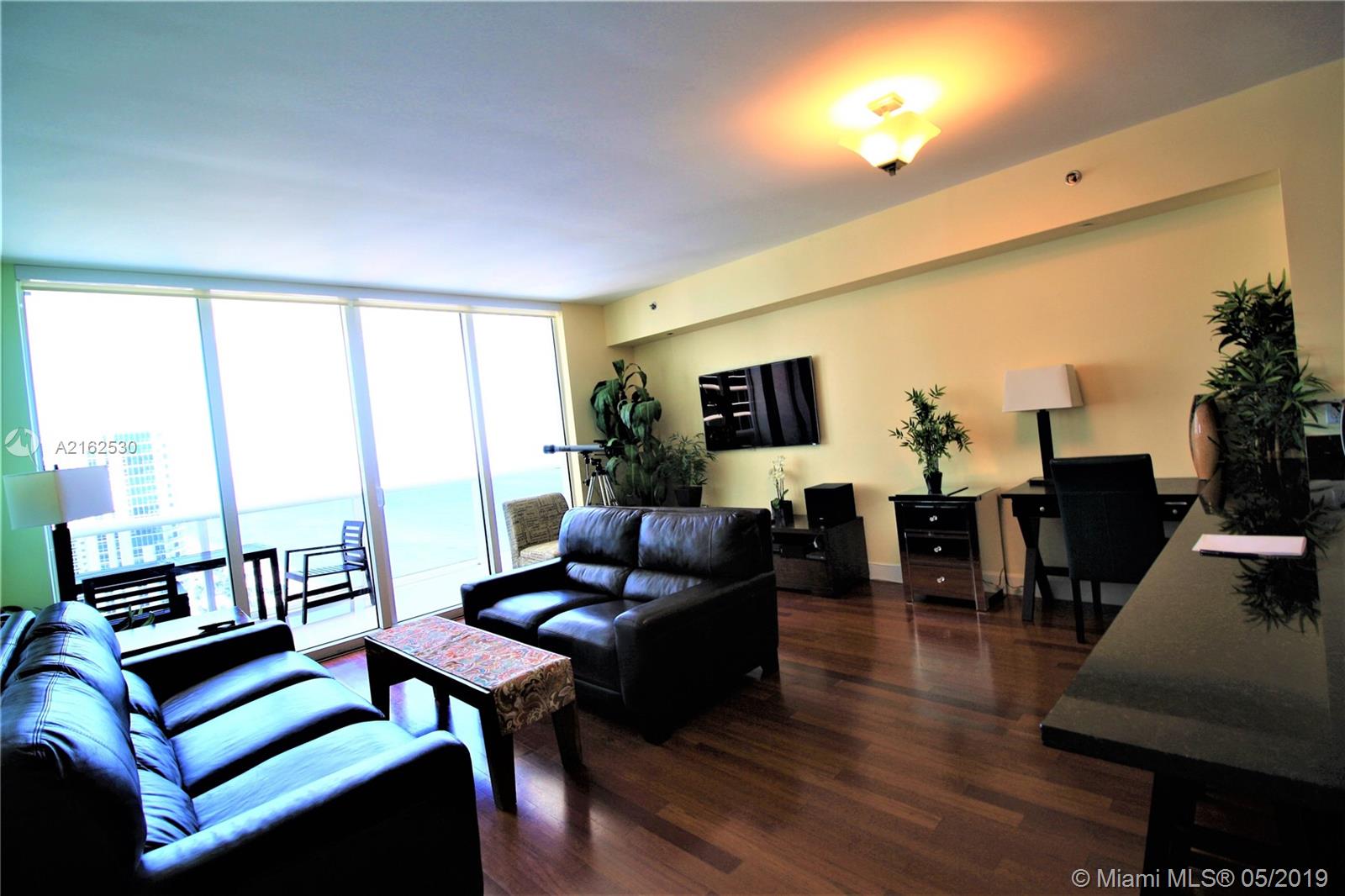 See details 2112 1 / 1 844 sq. ft. $ 2019-10-22 0 Photo
