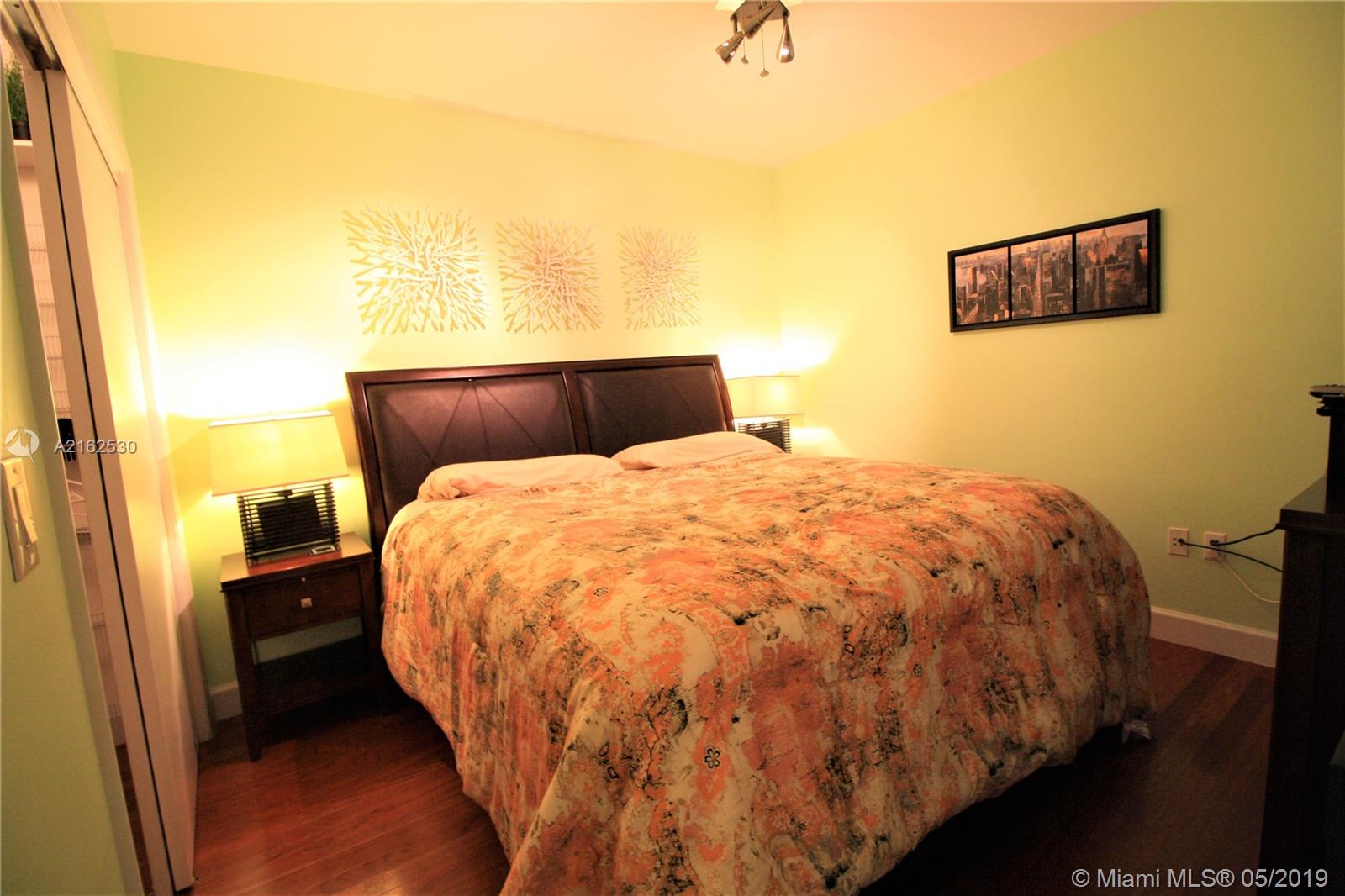See details 2112 1 / 1 844 sq. ft. $ 2019-10-22 0 Photo