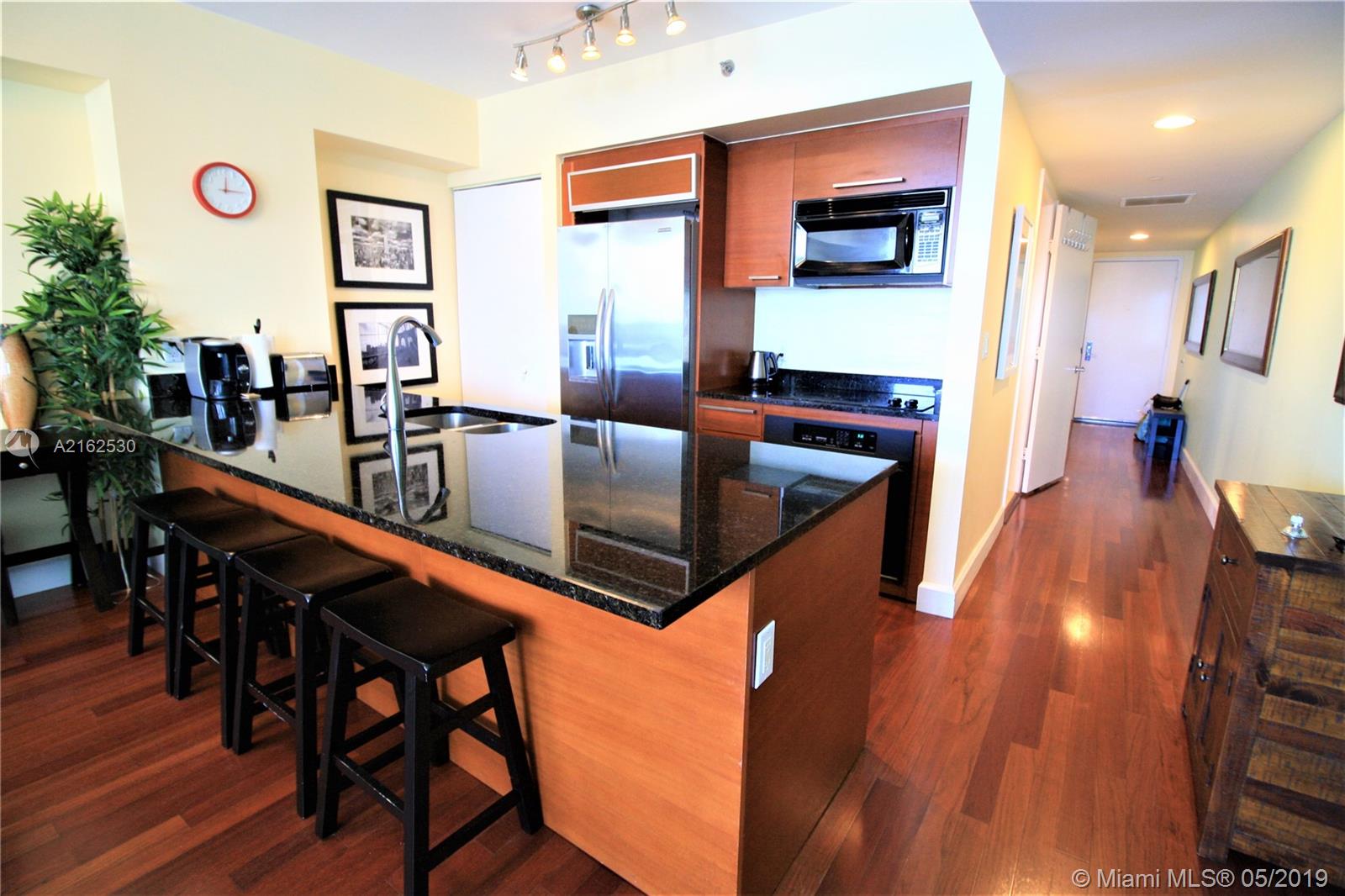 See details 2112 1 / 1 844 sq. ft. $ 2019-10-22 0 Photo