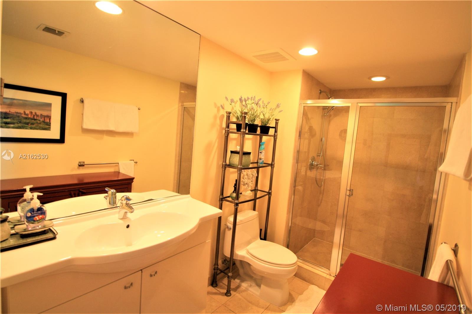 See details 2112 1 / 1 844 sq. ft. $ 2019-10-22 0 Photo
