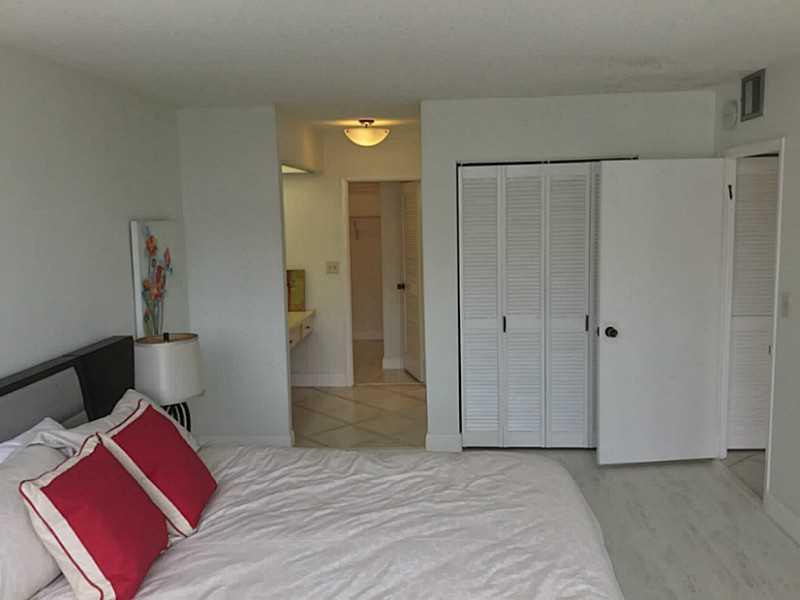 Photo of 2500 Parkview  #1519, Hallandale Beach, Florida, 33009 - Bedroom Master