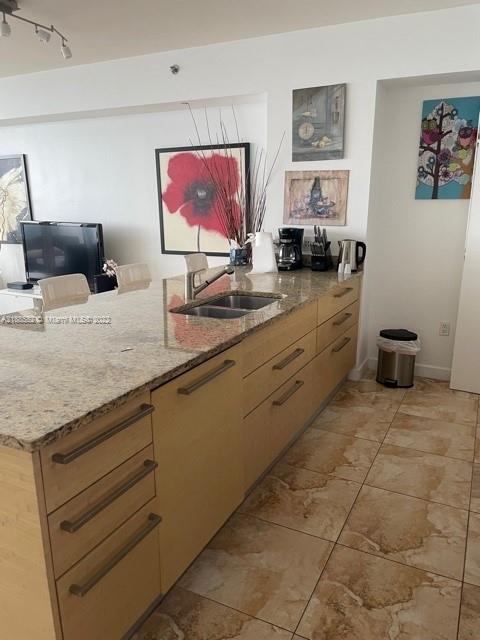 Ver detalles 4912 1 / 1 844 sq. ft. $ 2021-01-19 0 foto
