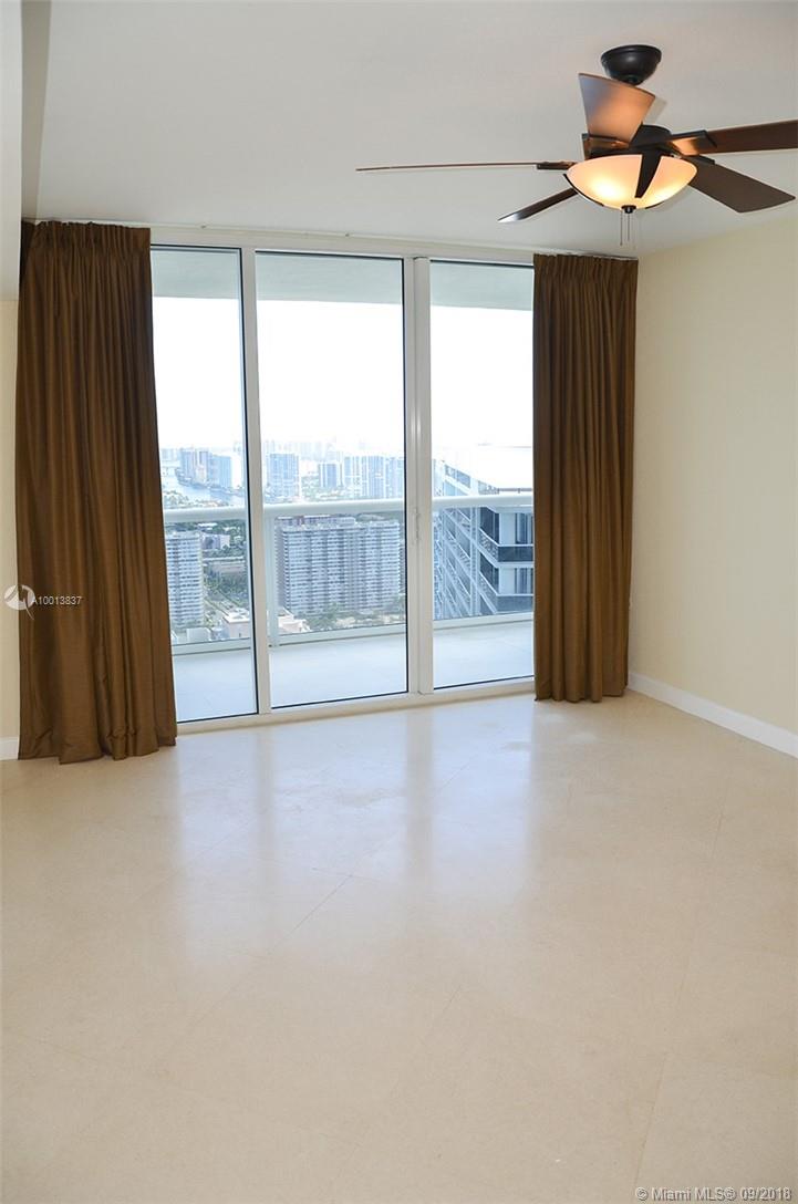 See details 4603 3 / 3 1733 sq. ft. $ 2016-04-14 0 Photo