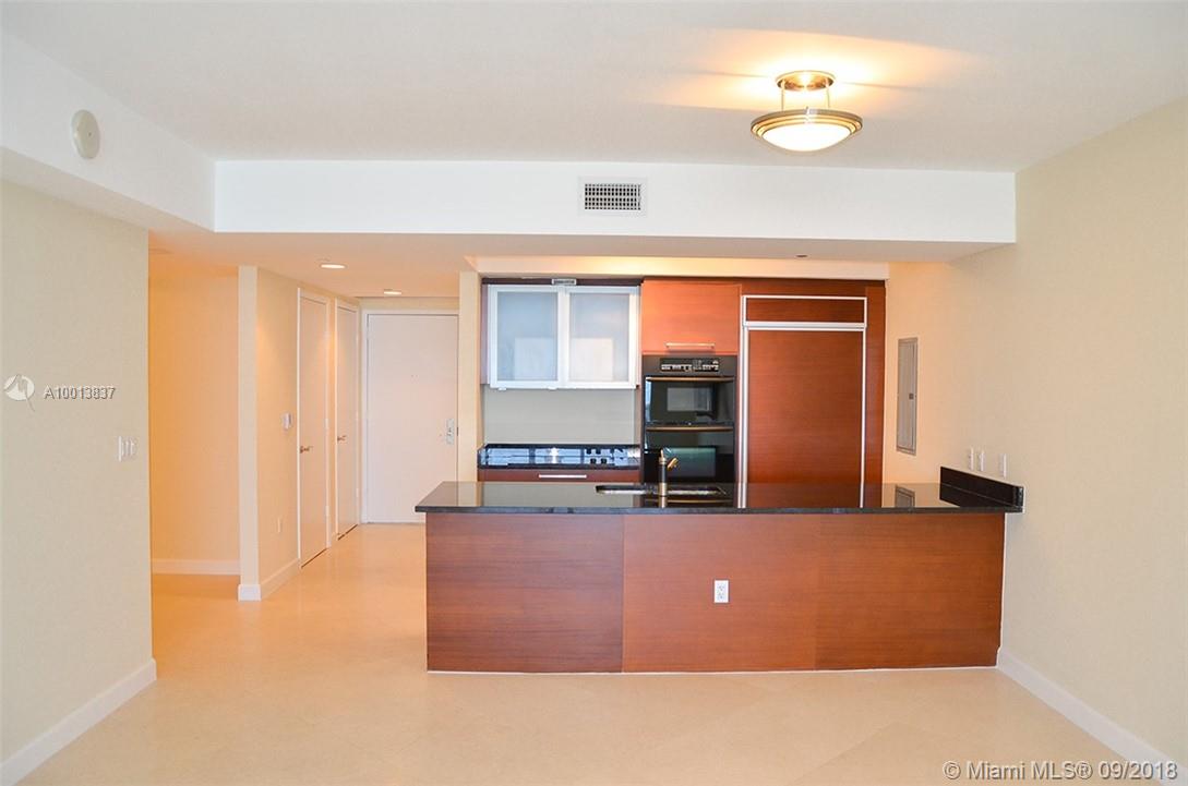 See details 4603 3 / 3 1733 sq. ft. $ 2016-04-14 0 Photo