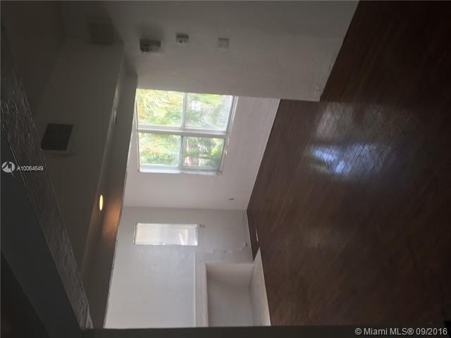 See details / 2430 sq. ft. $ 2021-02-06 0 Photo