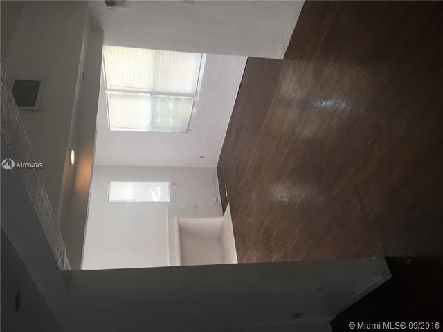 See details / 2430 sq. ft. $ 2021-02-06 0 Photo