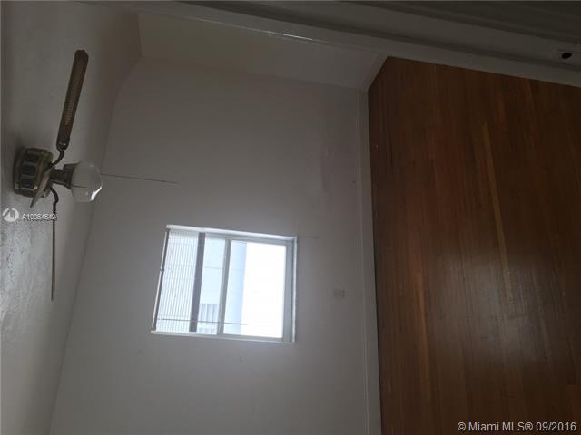 See details / 2430 sq. ft. $ 2021-02-06 0 Photo