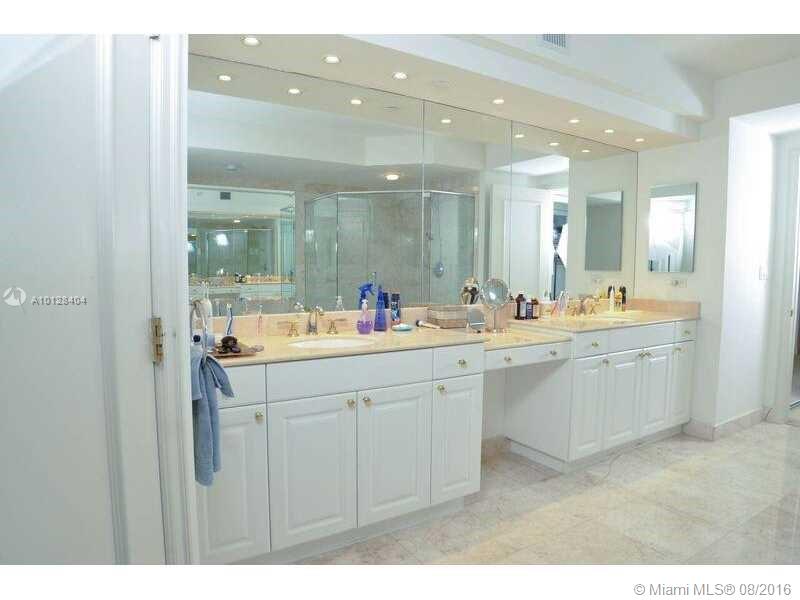 Photo of 3201 183rd St #807, Aventura, Florida, 33160 -