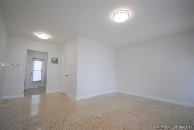 See details / sq. ft. $ 2018-10-18 0 Photo