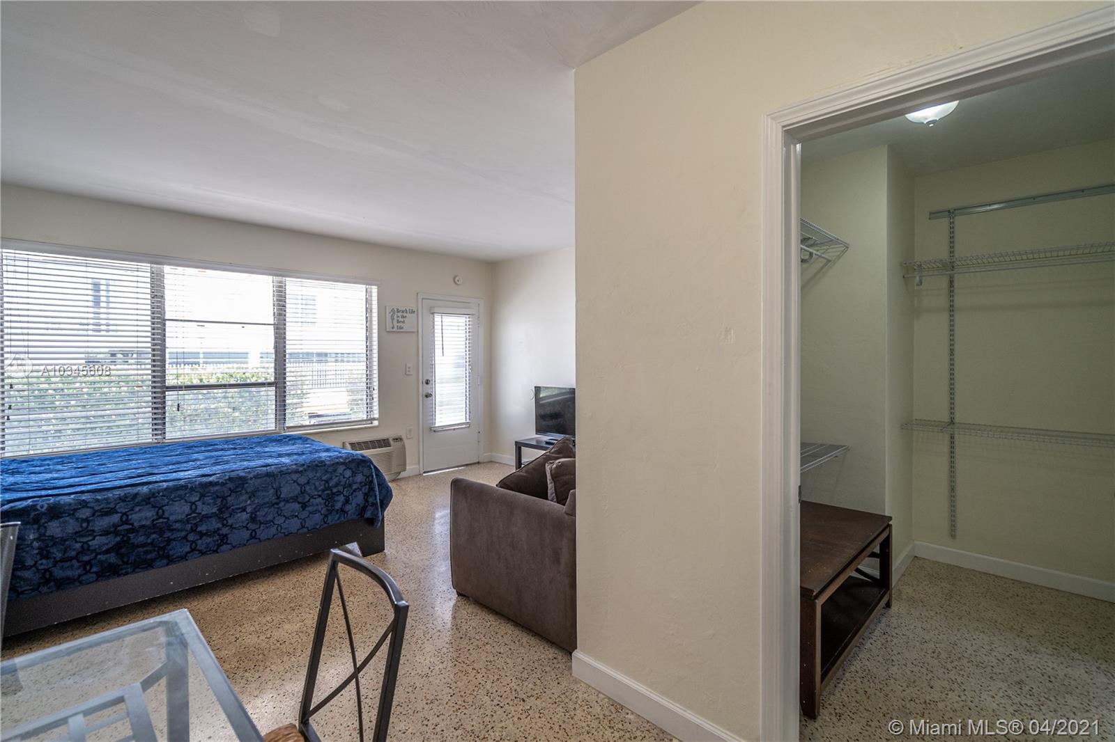 See details / sq. ft. $ 2018-10-18 0 Photo