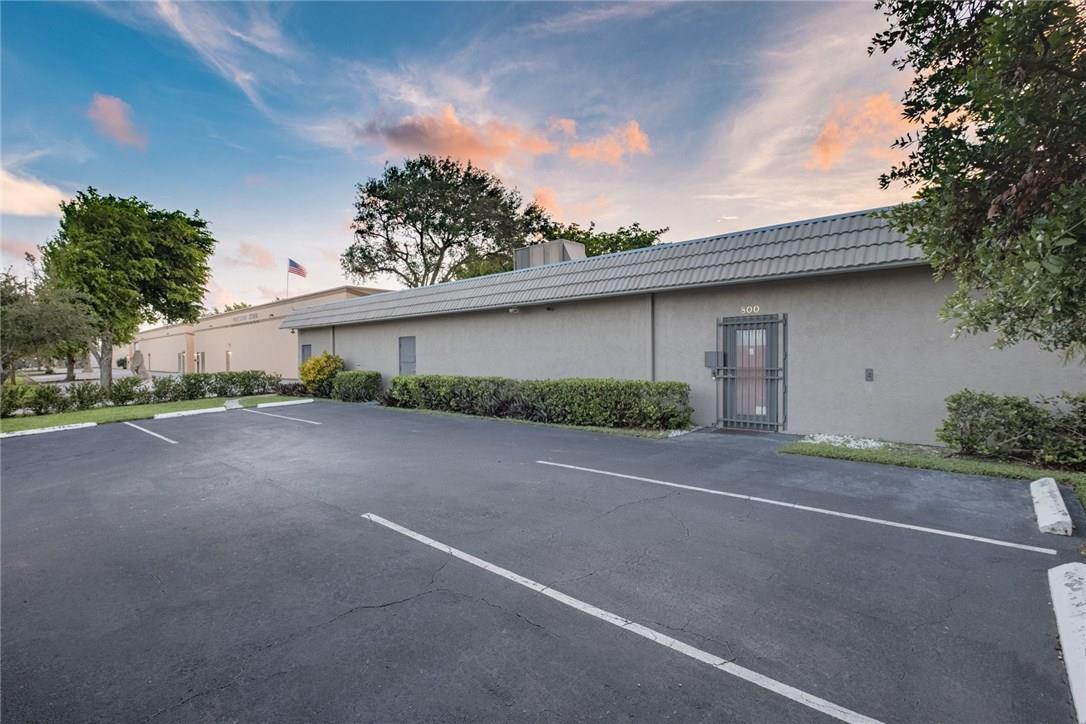   / 0  sq. ft. $ 2026-06-23 0 foto