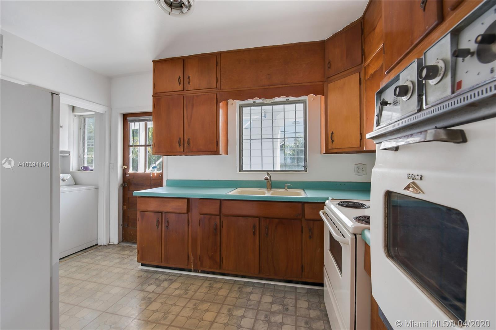 See details / 2508 sq. ft. $ 2018-01-02 0 Photo