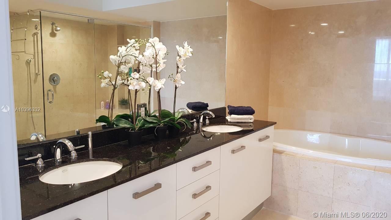 Ver detalles 2604 3 / 3 1675 sq. ft. $ 2021-01-13 0 foto