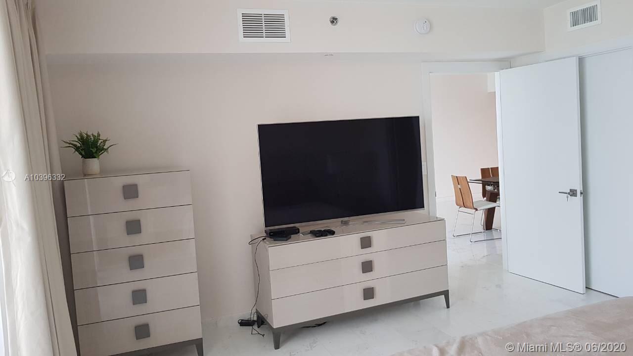 Ver detalles 2604 3 / 3 1675 sq. ft. $ 2021-01-13 0 foto