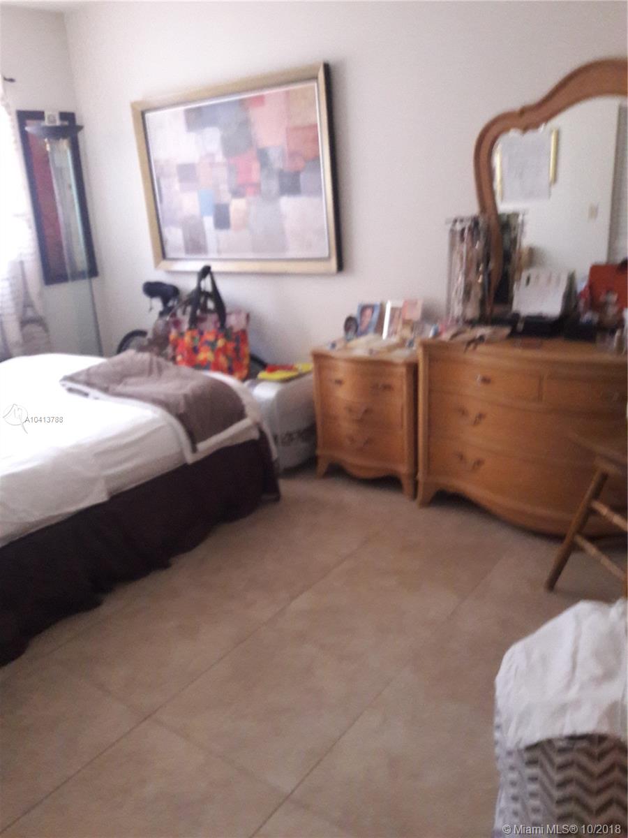 See details / 0 sq. ft. $ 2018-02-05 0 Photo