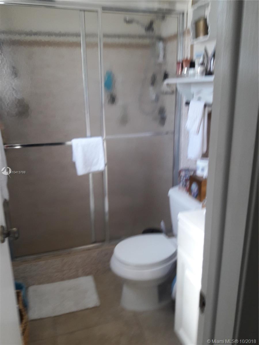 See details / 0 sq. ft. $ 2018-02-05 0 Photo