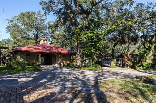 See details / 14069 sq. ft. $ 2018-10-03 0 Photo