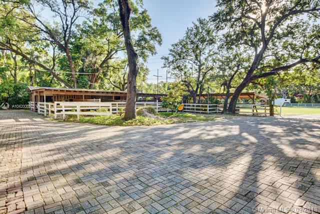 See details / 14069 sq. ft. $ 2018-10-03 0 Photo