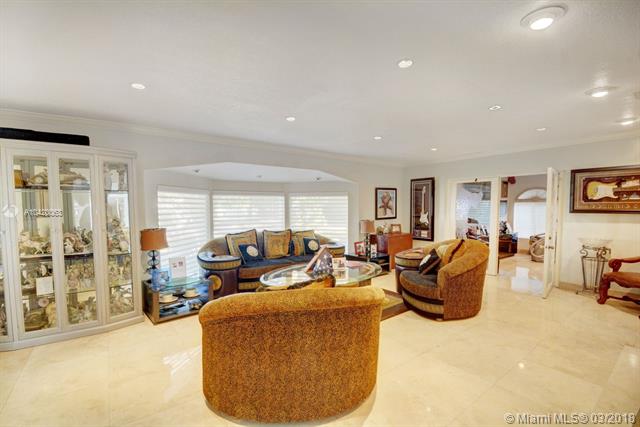See details / 14069 sq. ft. $ 2018-10-03 0 Photo