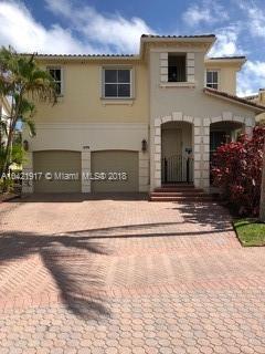 Photo 1 of 211 Street