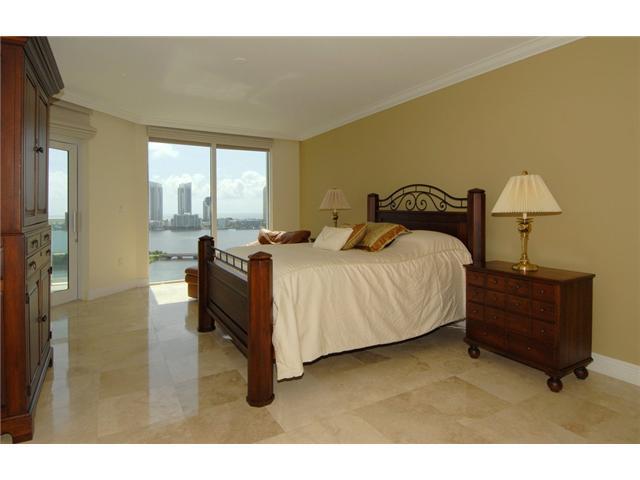 Bedroom Master