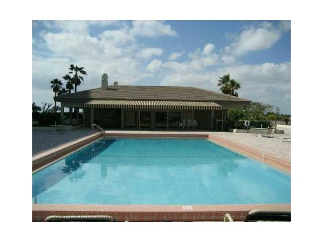 Swimming Pool/Hot Tub/Sauna