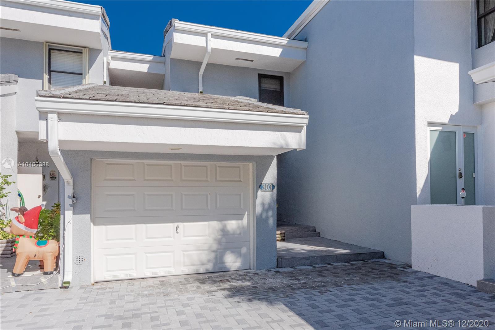 Photo of 303 Poinciana Dr #703, Sunny Isles Beach, Florida, 33160 -