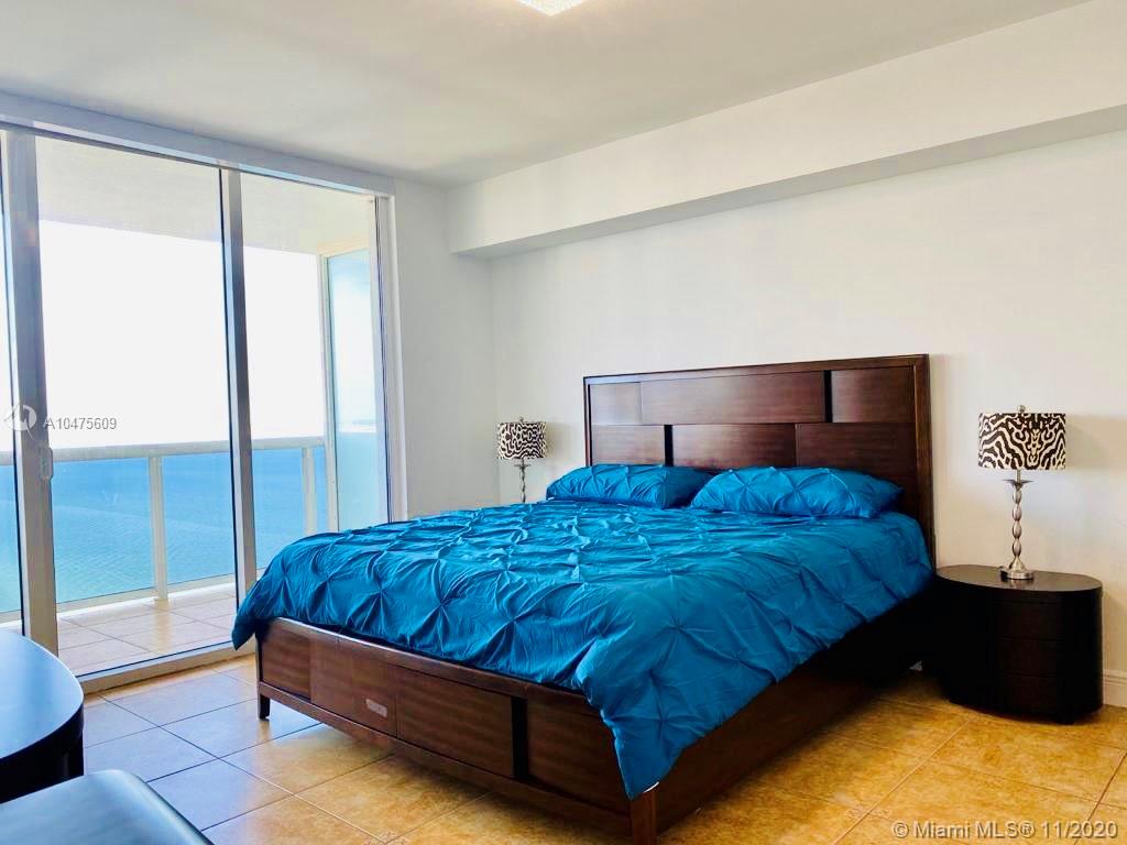 See details 4810 2 / 2 1337 sq. ft. $ 2020-11-30 0 Photo