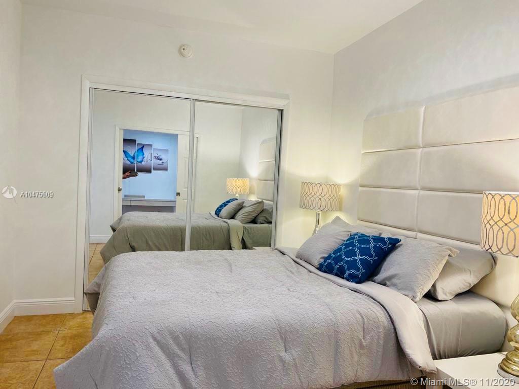 See details 4810 2 / 2 1337 sq. ft. $ 2020-11-30 0 Photo