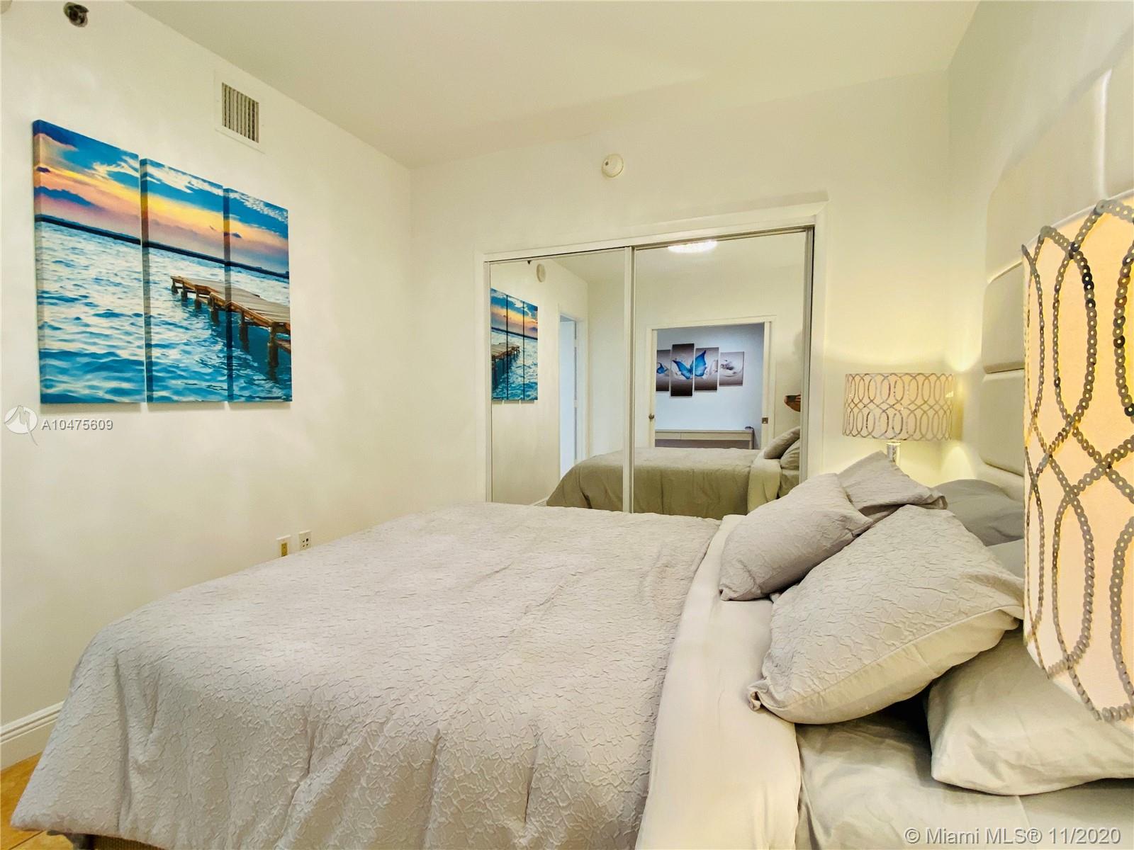 See details 4810 2 / 2 1337 sq. ft. $ 2020-11-30 0 Photo