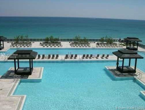 See details 4810 2 / 2 1337 sq. ft. $ 2020-11-30 0 Photo
