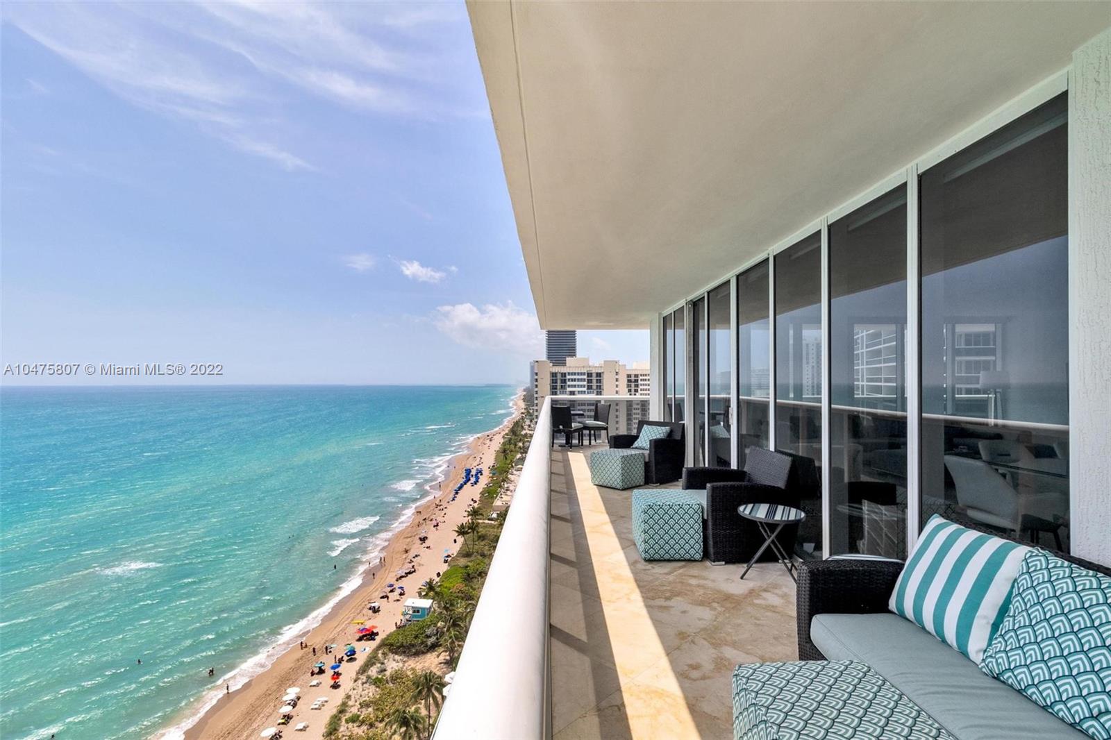 Ver detalles 2102 3 / 3 2065 sq. ft. $ 2018-05-25 0 foto