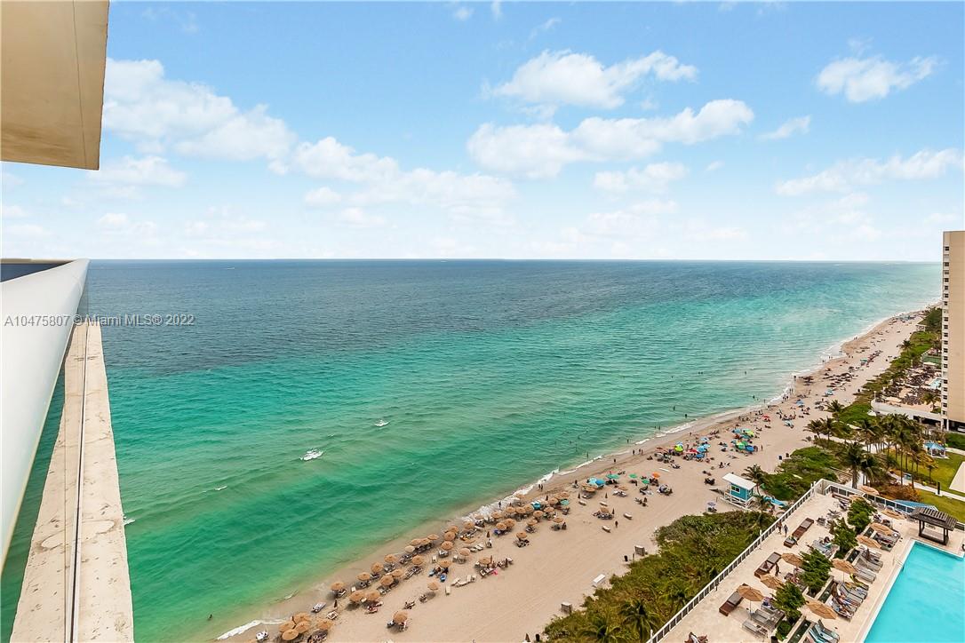 Ver detalles 2102 3 / 3 2065 sq. ft. $ 2018-05-25 0 foto