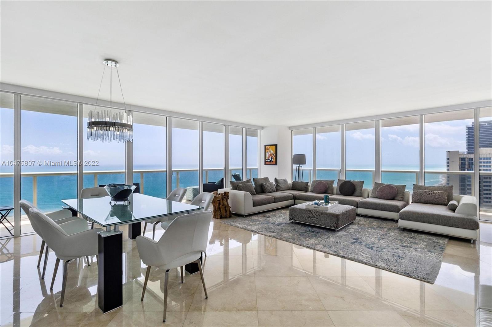 Ver detalles 2102 3 / 3 2065 sq. ft. $ 2018-05-25 0 foto