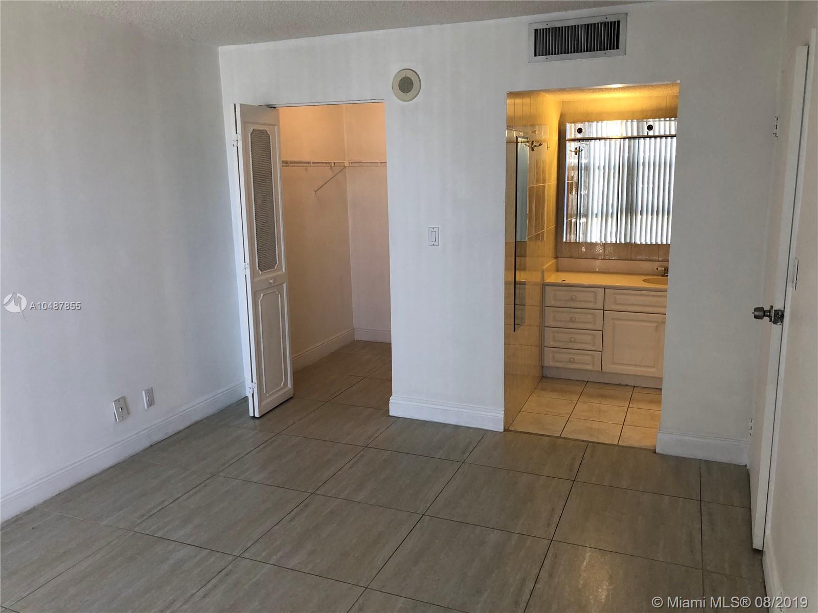 Photo of 17011 Bay Road #907, Sunny Isles Beach, Florida, 33160 - Half Bathroom