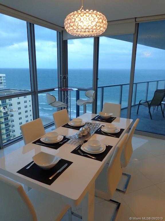 Photo of 3101 OCEAN DR #2003, Hollywood, Florida, 33019 - Exterior Front