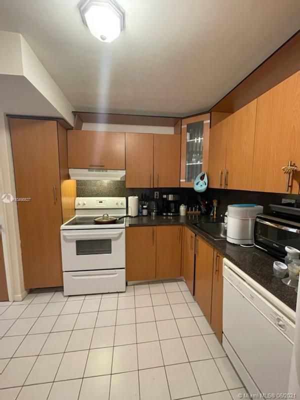 Photo of 3161 Ocean Dr #807, Hallandale Beach, Florida, 33009 -