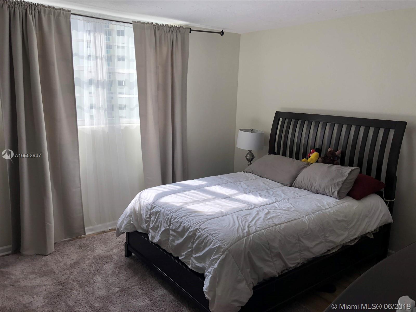 Photo of 3000 Ocean Drive #622, Hollywood, Florida, 33019 -