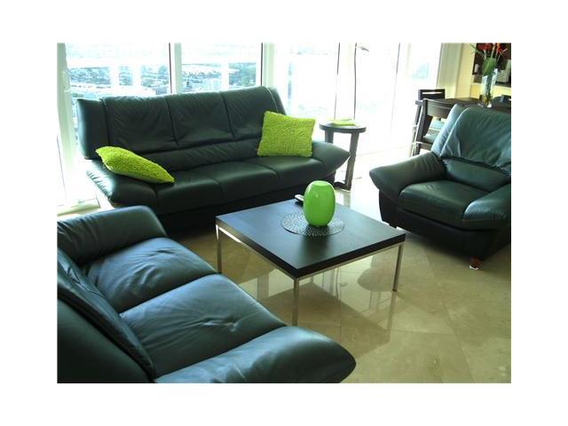 See details 2106 2 / 2 0 sq. ft. $ 2013-09-04 0 Photo