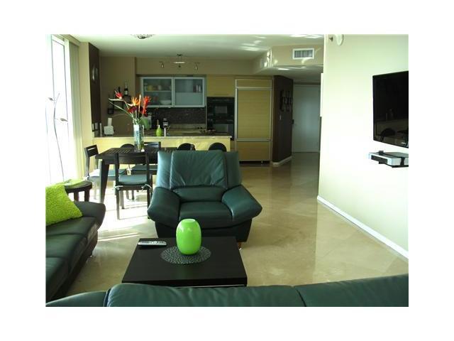 See details 2106 2 / 2 0 sq. ft. $ 2013-09-04 0 Photo