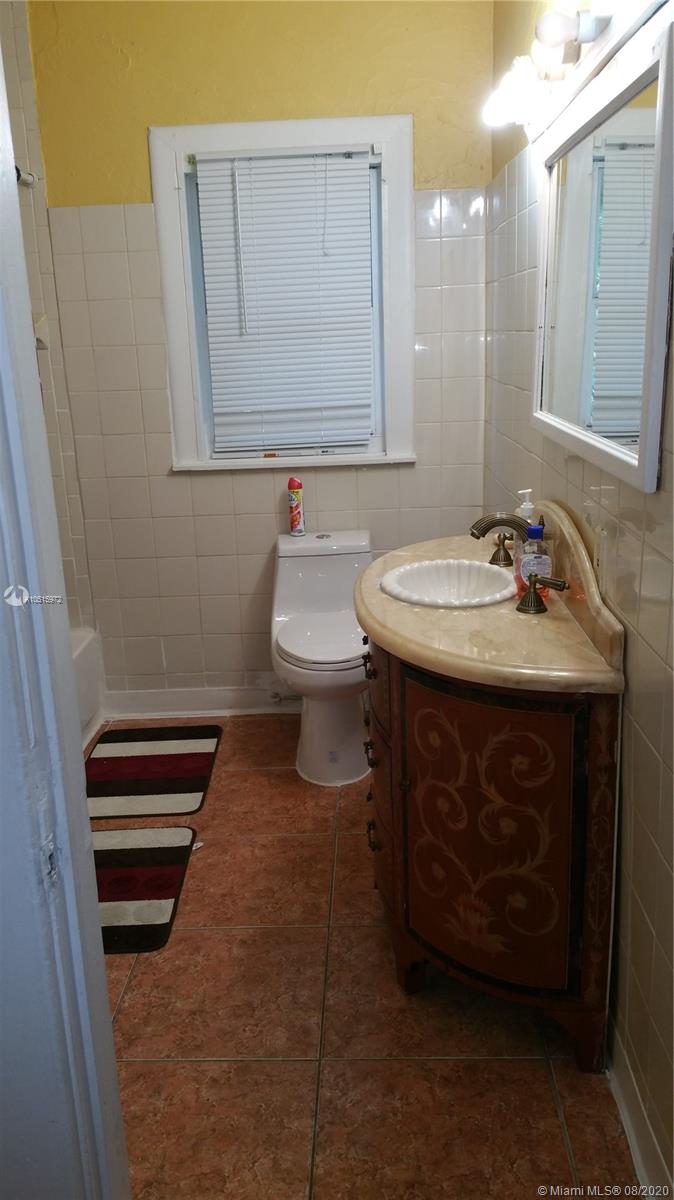 See details / 1870 sq. ft. $ 2020-05-05 0 Photo