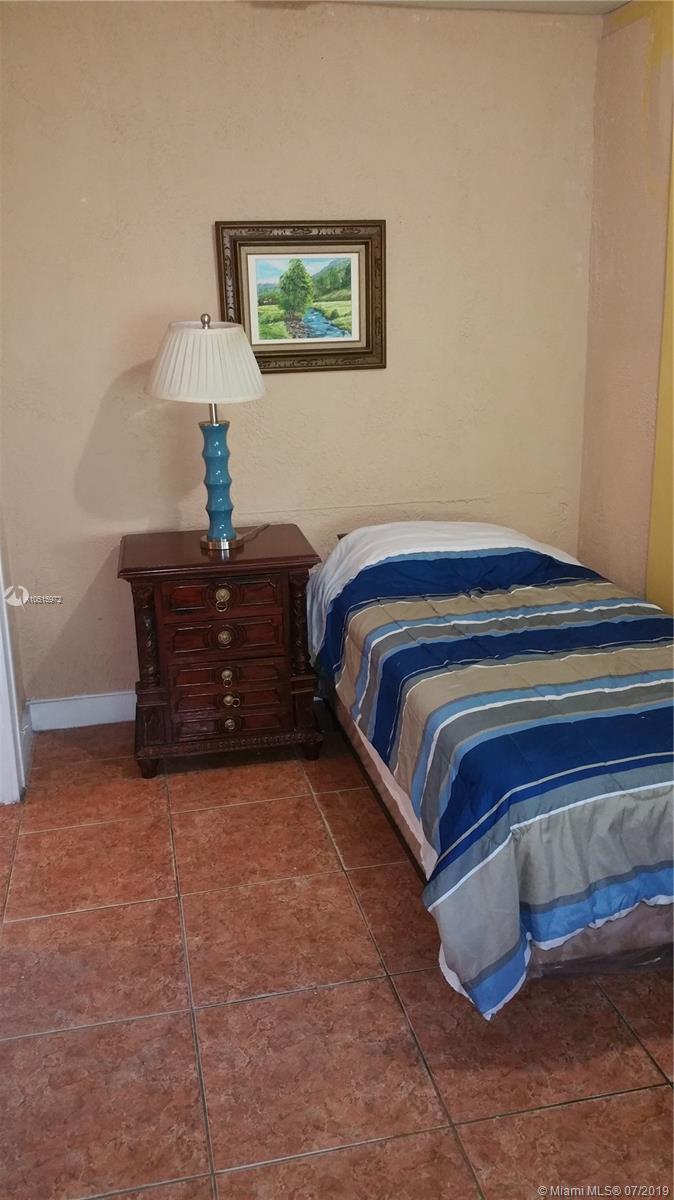 See details / 1870 sq. ft. $ 2020-05-05 0 Photo