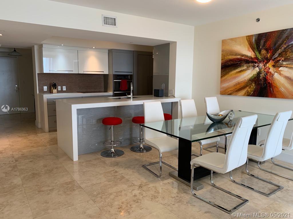 Ver detalles 4904 3 / 3 1675 sq. ft. $ 2018-11-10 0 foto