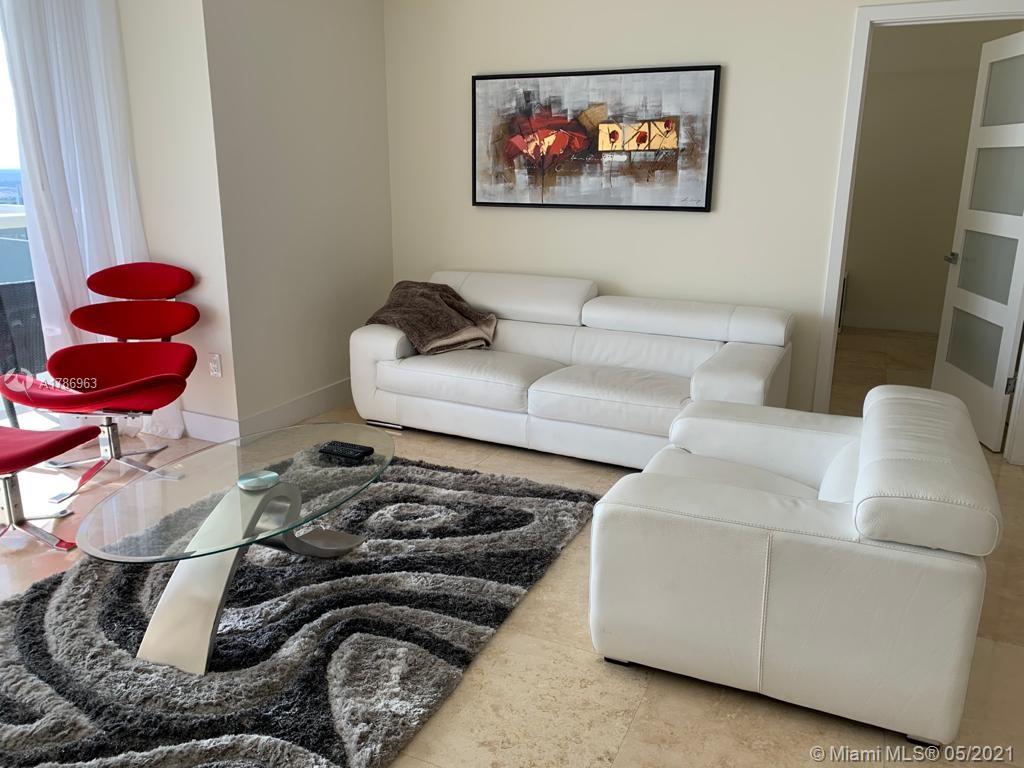 Ver detalles 4904 3 / 3 1675 sq. ft. $ 2018-11-10 0 foto