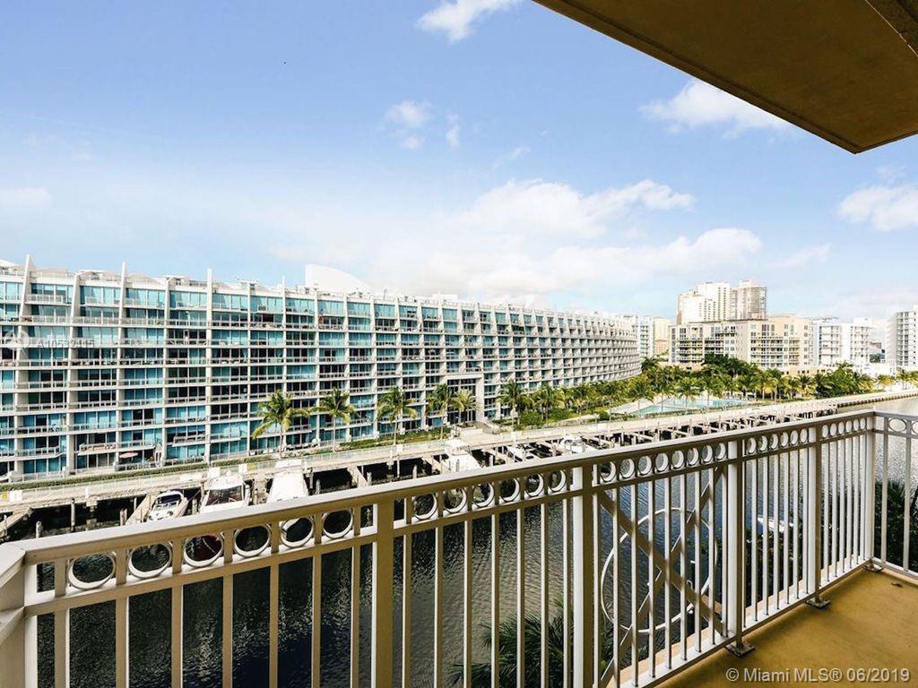 Photo of 3001 185th St #605, Aventura, Florida, 33180 -