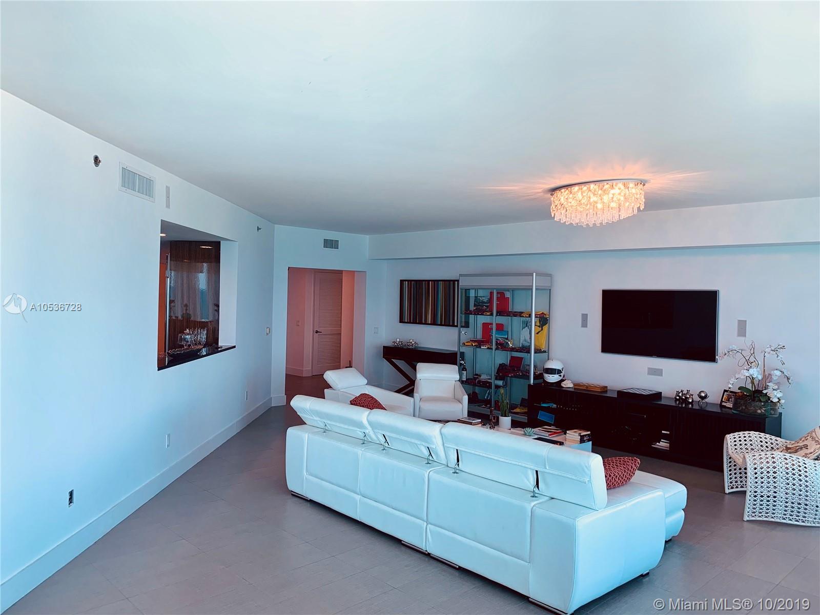 Photo of 2711 Ocean Dr #1402, Hollywood, Florida, 33019 -