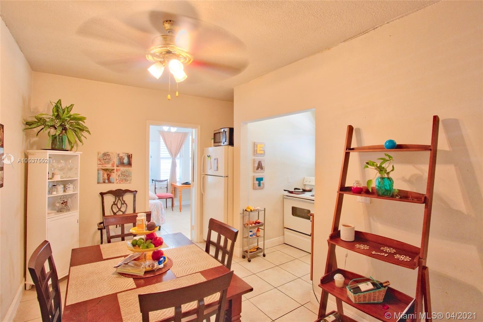 See details / 5300 sq. ft. $ 2021-06-04 0 Photo