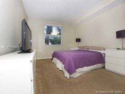 Photo of 17100 Bay Rd #1416, Sunny Isles Beach, Florida, 33160 - Bathroom #1
