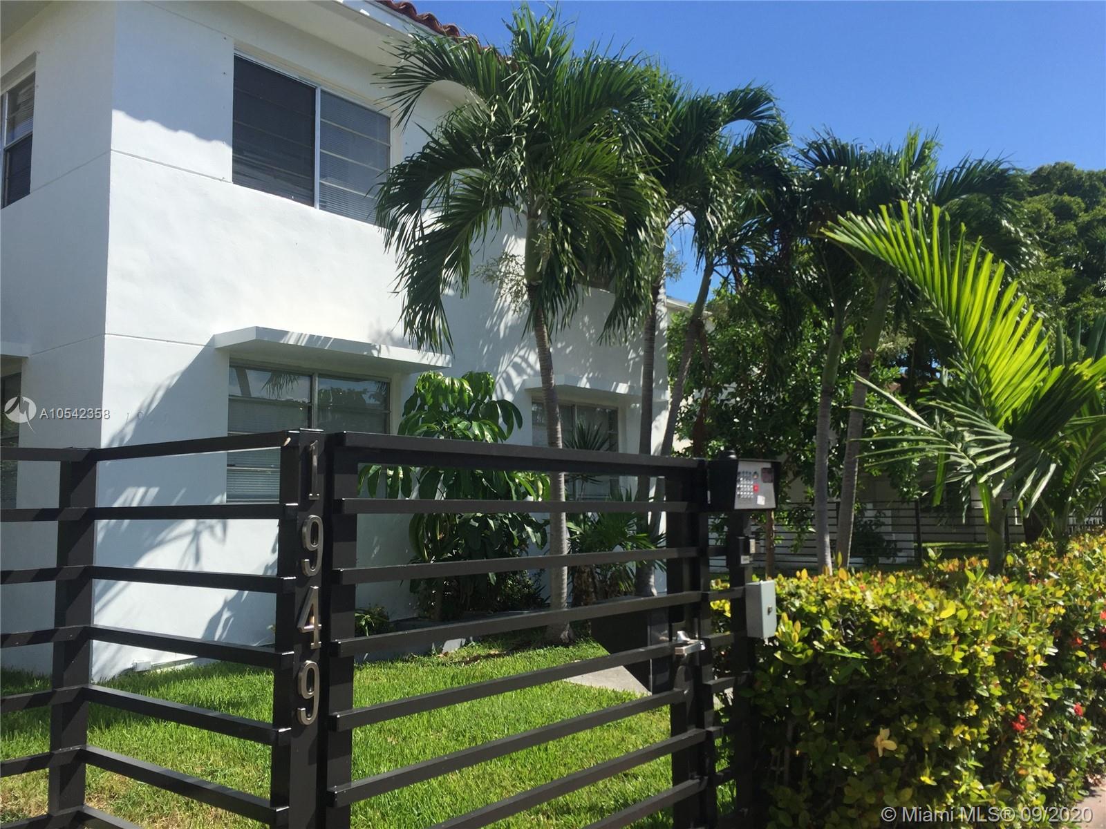 See details / 3323 sq. ft. $ 2020-02-17 0 Photo